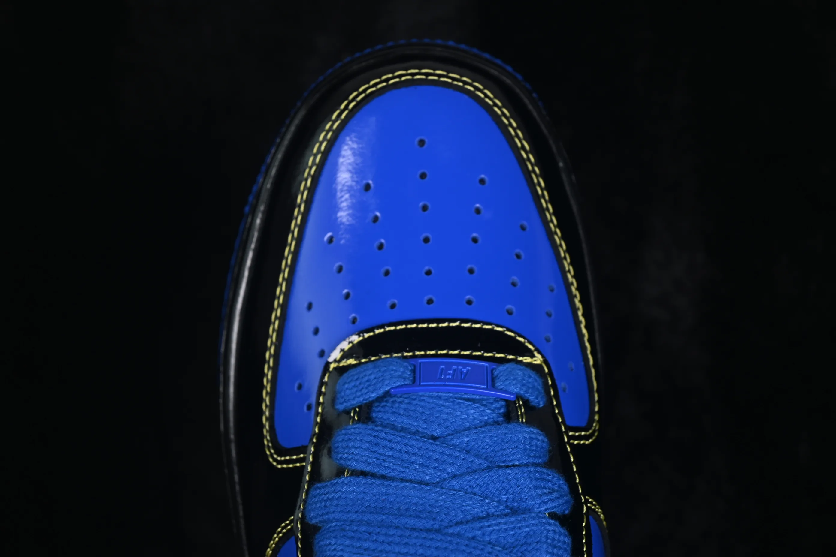 All categories Nk Air Force 1 Air Force series Nk Air Force 1 Low Air Force low-top C version Central Cee x Nike Air Force 1 Low "Racer Blue" black, yellow and blue patent leather Air Force 1 low-top casual sneakers IQ1402-010